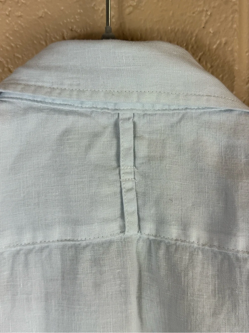 Banana Republic 100% Linen Camden Fit Pale Blue Men's Shirt in Size Small